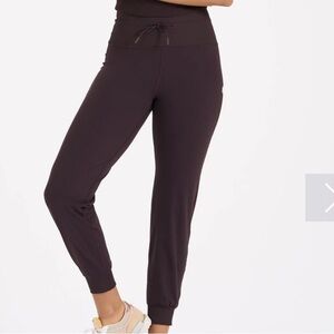 Vuori Brown Joggers - size M